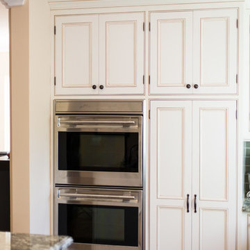White Kitchen Kitchen - Los Angeles