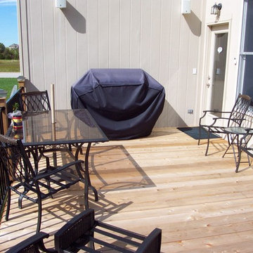 Paprocki - Cedar deck in Kansas City