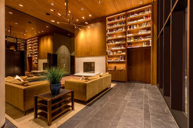 Example of a classic living room design in New York