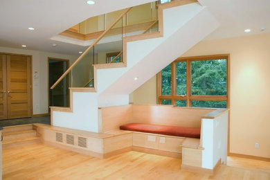 Example of a minimalist staircase design in Boston