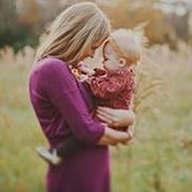 Sara Hall's photo