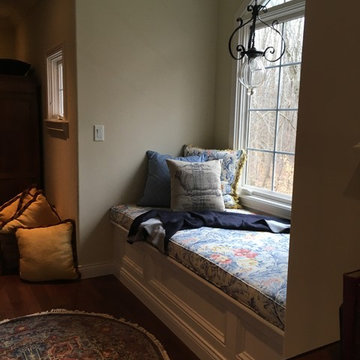 Stacey Hollow Hallway