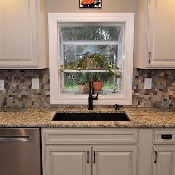 Union Pier, MI. Haas Signature, Cream Colored Maple Kitchen