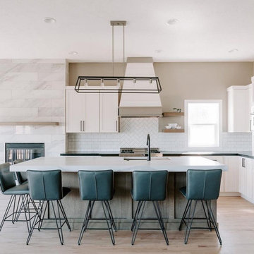 Tapered Shiplap - Full Kitchen