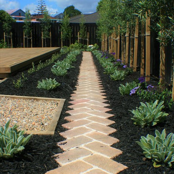 Compact Country Garden