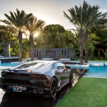 Lamborghini Pool