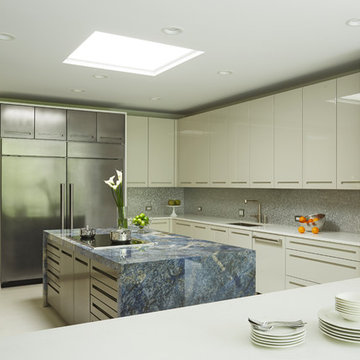 High Gloss Northbrook Kitchen