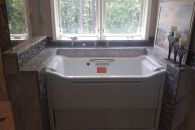 Bathroom - master bathroom idea in Little Rock