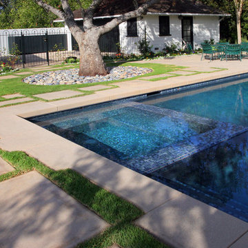 Pasadena Traditional Pool & Spa designed by Gary Sewell Jr.