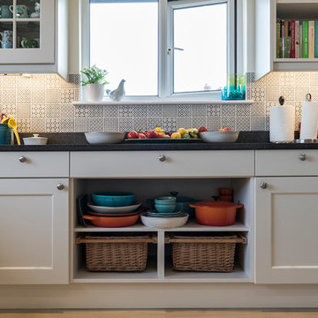 Coastal kitchen with charm