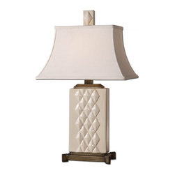www.essentialsinside.com: alberoni table lamp - Lighting