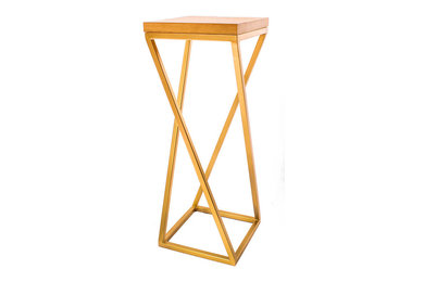 Gold Effect Metal Z Frame Hall Table with Soild Oak Top