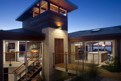 This is an example of a modern exterior in San Diego.