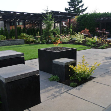 Contemporary West Vancouver Landscape