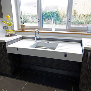 Cashmere & Grey Wheelchair Accessible Kitchen 20160123 - Height Adjustable Sink