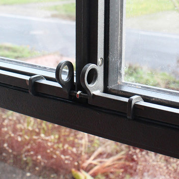 Stahlsprossenfenster an einem Backstein Einfamilienhaus in Viersen Wohnzimmer