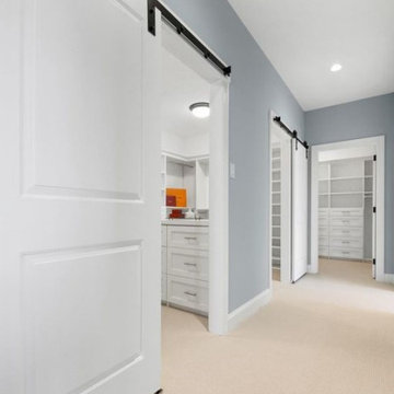 Master Closet_Gallery 3