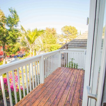 Wood Deck Refinishing