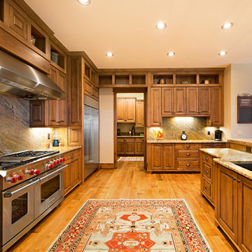 Expansive Craftsman Style Kitchen
