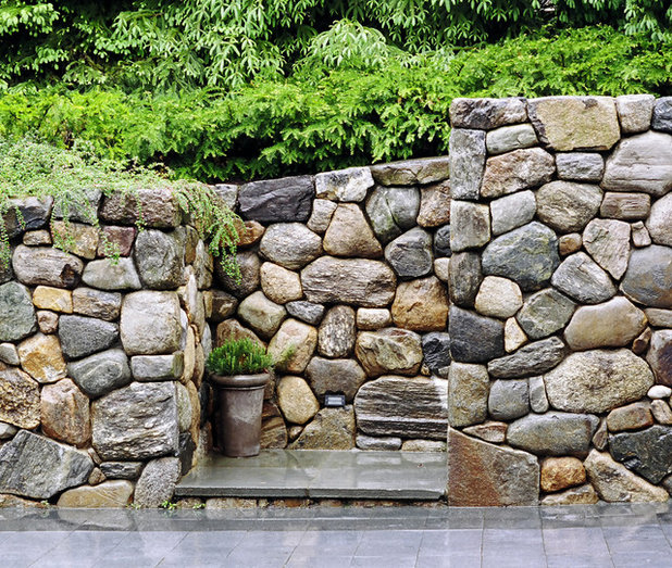 Natursteinmauern für den Garten – mit und ohne Mörtel
