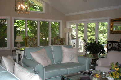 Inspiration for a contemporary sunroom in Raleigh.