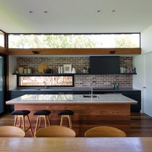 Wood and laminate kitchens