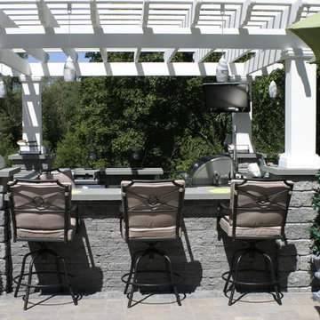 Outdoor Kitchen
