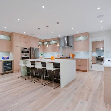 Delta Contemporary Home