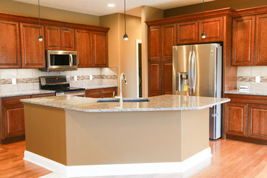 Kitchen - kitchen idea in Other