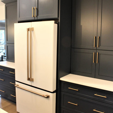 Starmark Kitchen in Bridgeport Blueberry w/ Walnut Oregano Floating Shelves