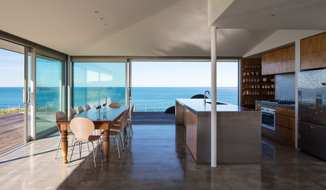 Houzz Tour: Familjen skapar semesterminnen vid havet i drömhemmet