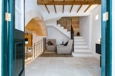 Mediterranean home design in Palma de Mallorca.