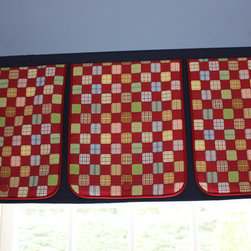 Custom Window Treatments by Lynn Chalk - Curtains