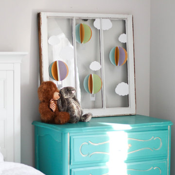 Paper Riot Co. || DIY Project: Hot Air Balloon Nursery Window Decor