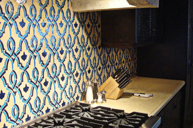 Inspiration for a mediterranean kitchen remodel in Mexico City