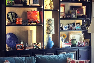 Family room - traditional enclosed family room idea in Oklahoma City