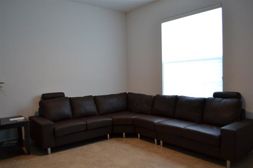 Living Room With Chocolate Brown Couch, What Wall Color Goes With Chocolate Brown Sofa