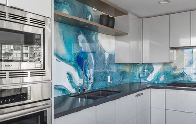 10 Kitchen Backsplashes That Make a Statement