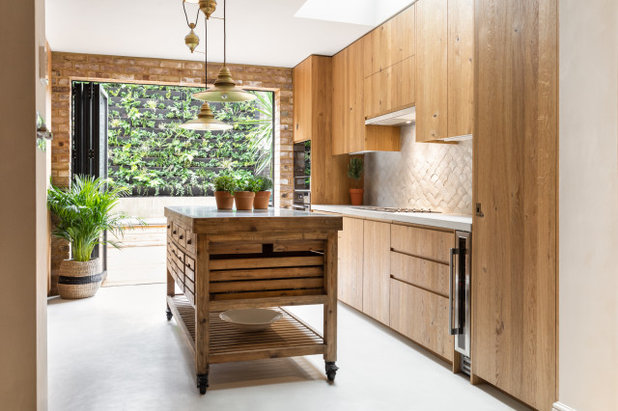 Contemporary Kitchen by Yoko Kloeden Design
