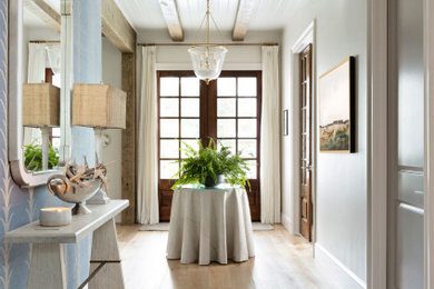 Inspiration for a contemporary home design remodel in Orlando