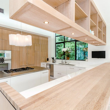 Bakes & Kropp - Oceanview Oasis Kitchen