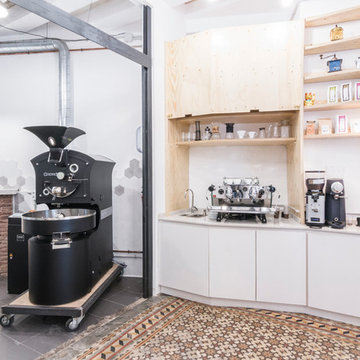 Slow Mov Coffee-Roaster