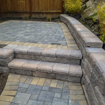 Alan block wall and stairs w/Abbotsford Pavers