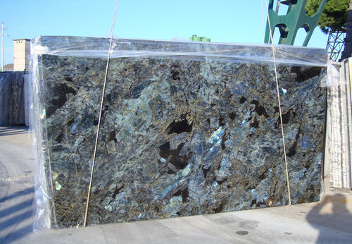 Lemurian Blue Granite And Best Lighting To Show Off Opalescence