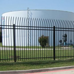 Montage Commercial Invincible&trade; - Home Fencing And Gates