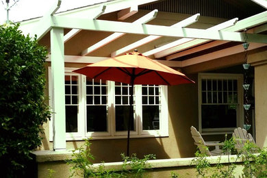 Exterior home idea in Other