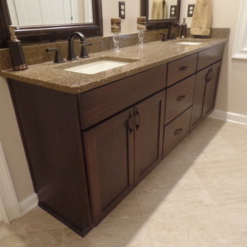 Houston Levee Master Bathroom