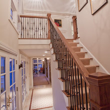 32 FRONT DOOR ENTRY