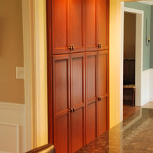 cabinets entry