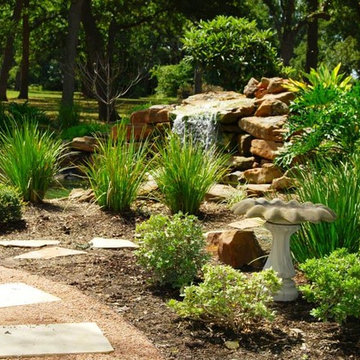 Pools & Water Features